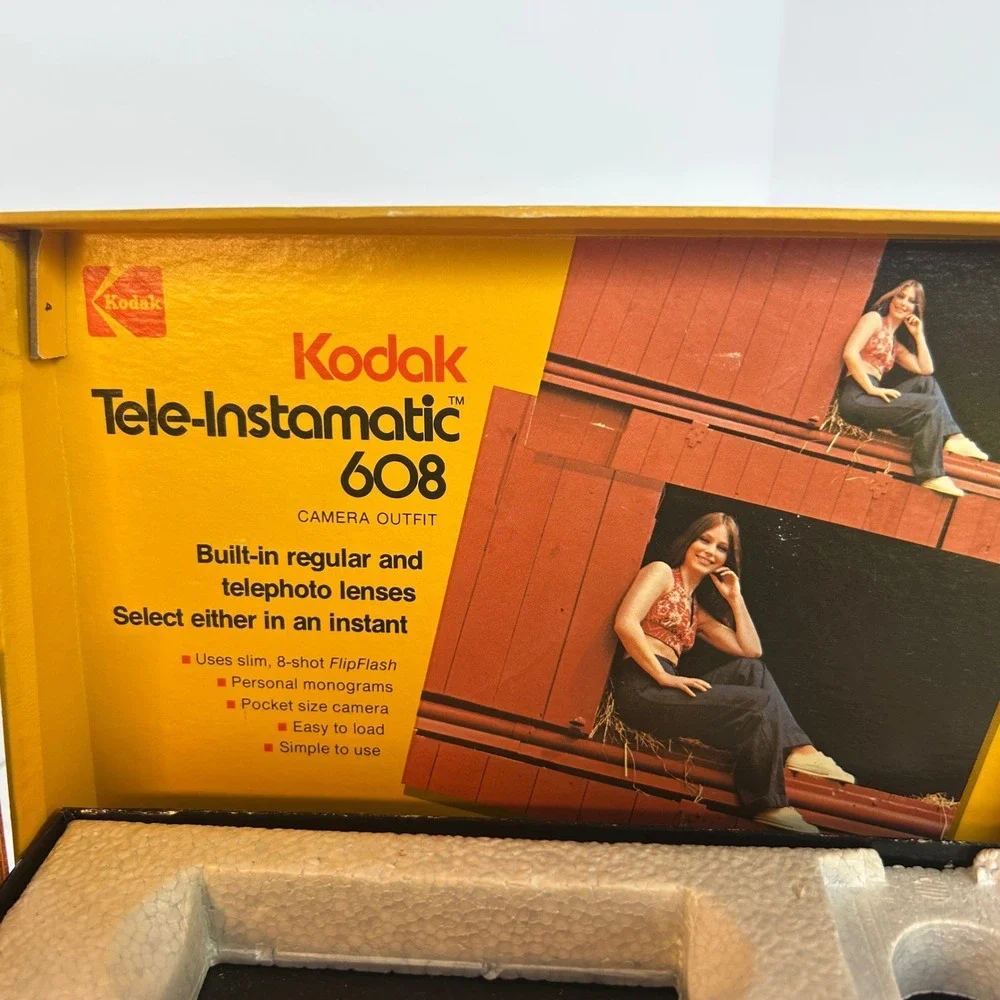 Vintage Kodak Tele‎ Instamatic 608 Camera Outfit Retro Photography Collectible